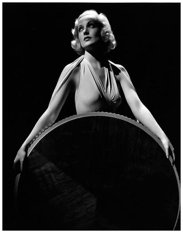 Click image for larger version. 

Name:	Carol Lombard Disk.jpg 
Views:	132 
Size:	36.7 KB 
ID:	97376